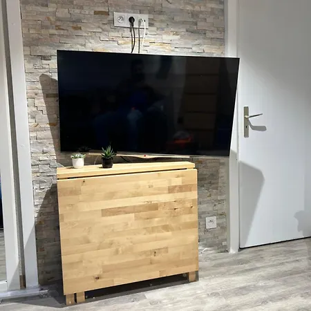 Refait à Neuf Pour 5 Personnes Apartamento