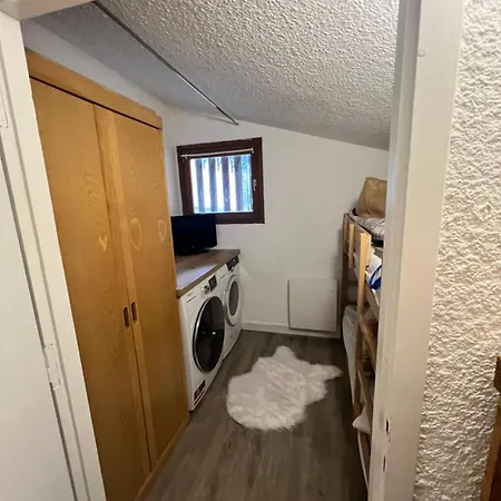 Refait à Neuf Pour 5 Personnes Auris